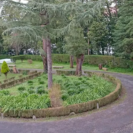 Πανσιόν Casa Diocesana Via Lucis 2*