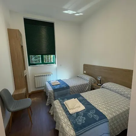 Guest house Casa Diocesana Via Lucis 2*