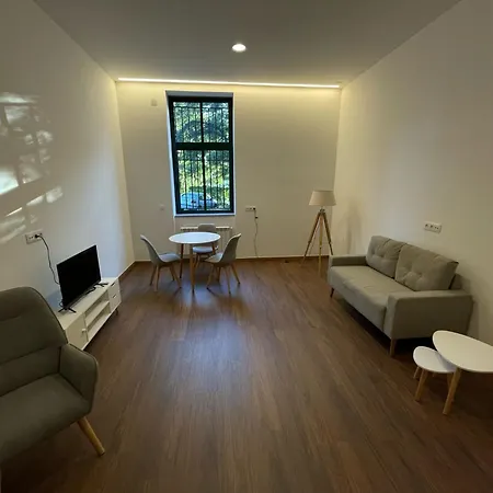 Casa Diocesana Via Lucis 2* 圣地亚哥－德孔波斯特拉