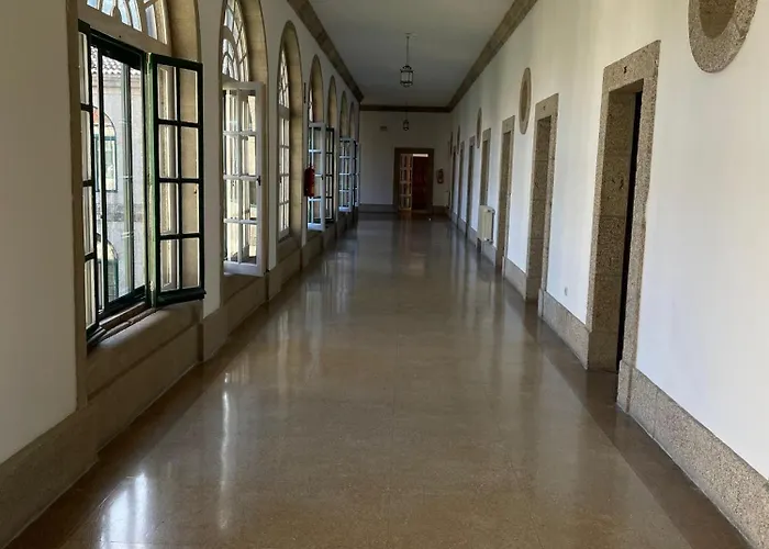 Casa Diocesana Via Lucis 招待所 2*