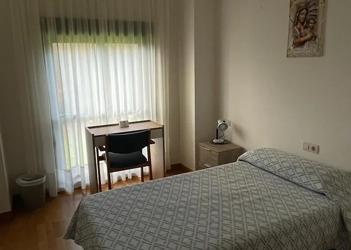 Casa Diocesana Via Lucis 招待所