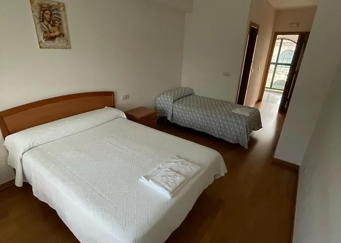 招待所 Casa Diocesana Via Lucis 2*