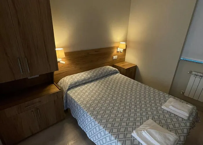 Casa Diocesana Via Lucis 招待所