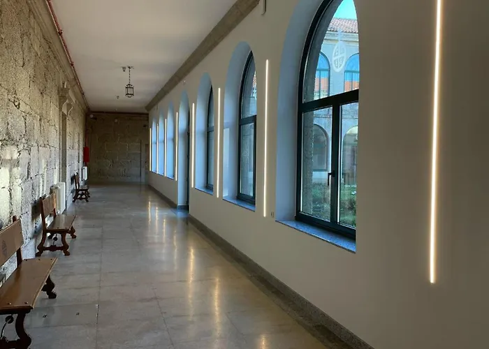 Casa Diocesana Via Lucis 招待所 2*