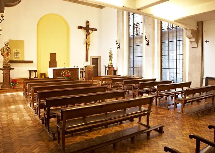 Casa Diocesana Via Lucis 2*